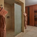 mountain bungalow bathroom 2 1024x683