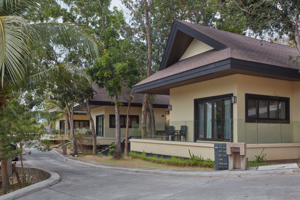 mountain bungalow exterior 1 1024x682