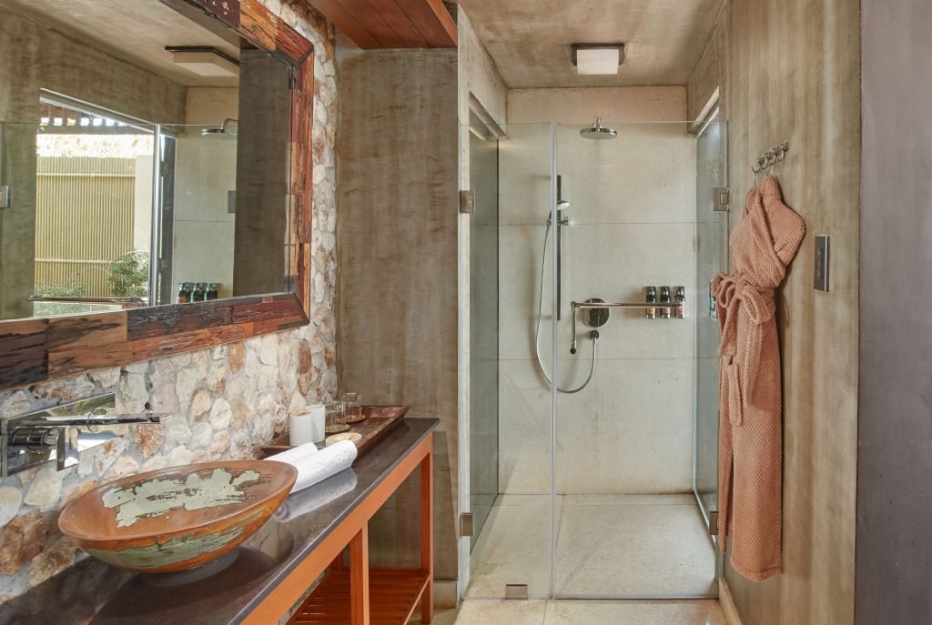 Hillside Casita Bathroom