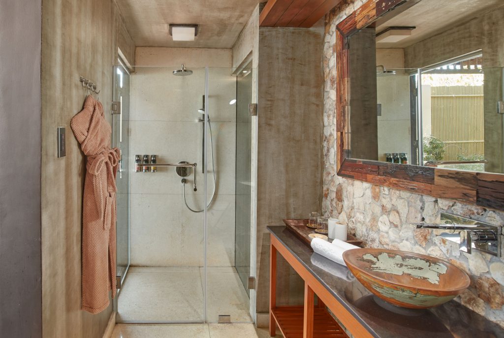 Oceanview Casita Bathroom