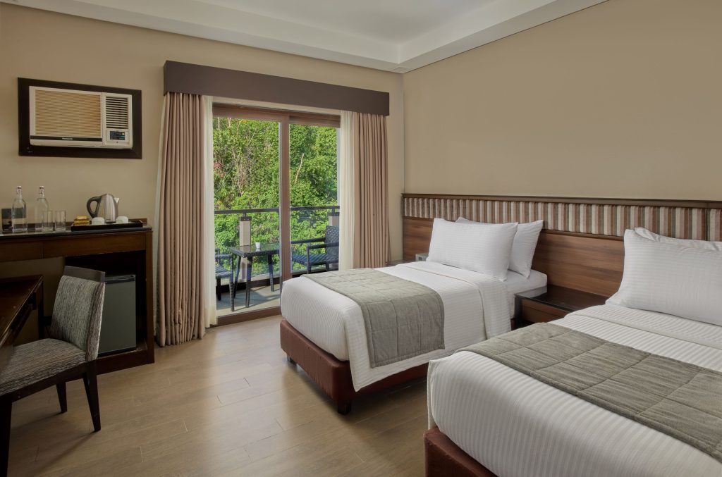 standard 2 queen view 1