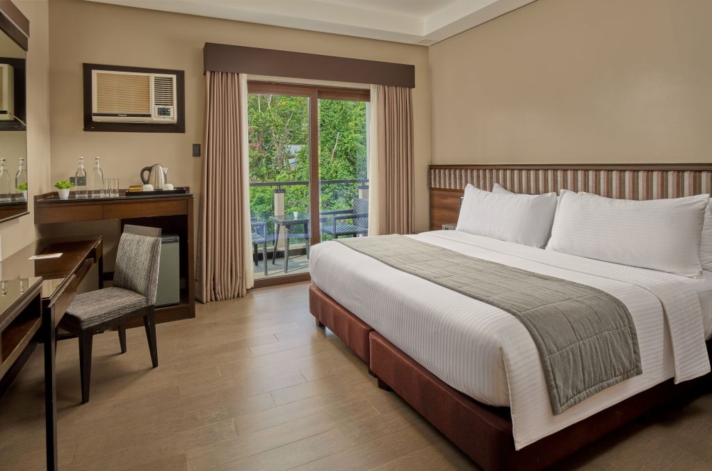 standard king view 1