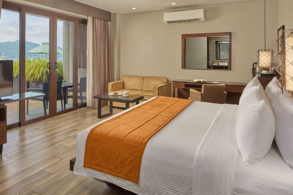 superior king with deck access view 1